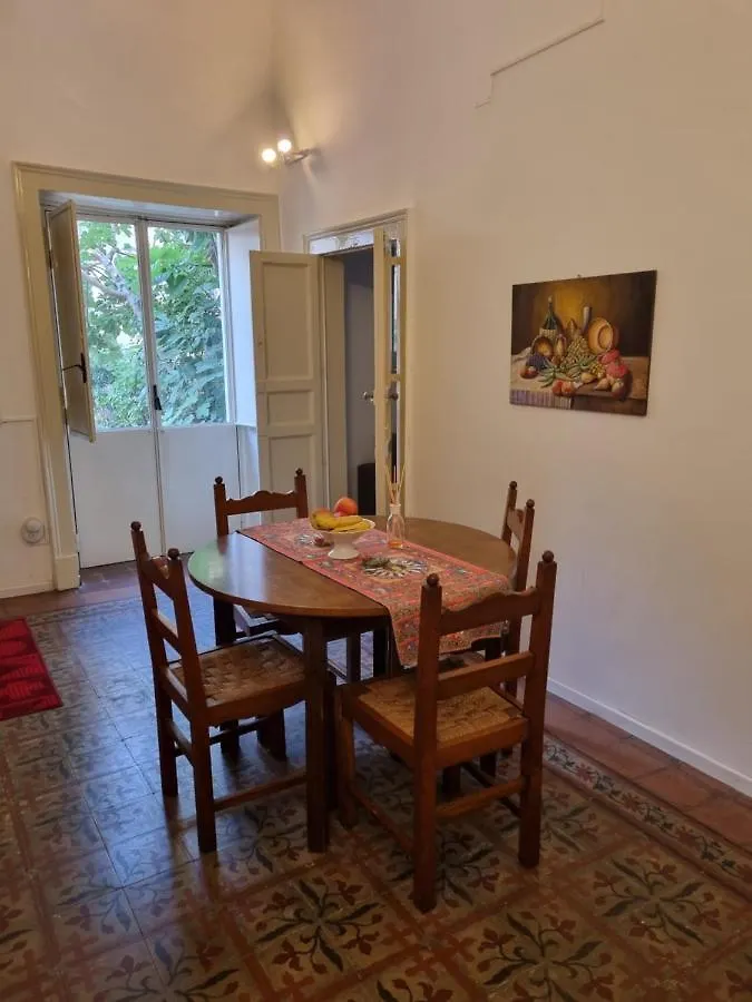 Palazzo Mannino Apartments Catane 0*,  Italie